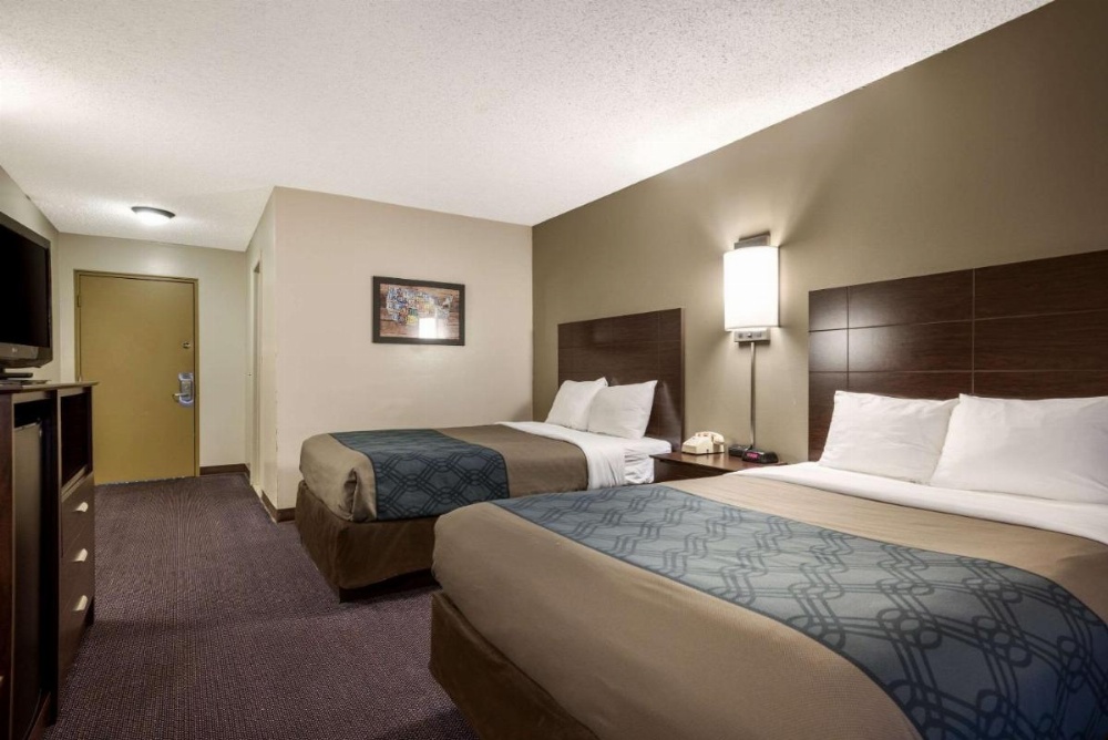 Room image 3