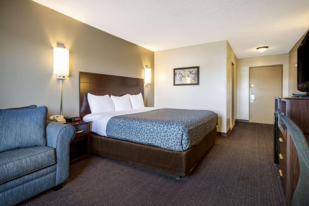 Room image 3