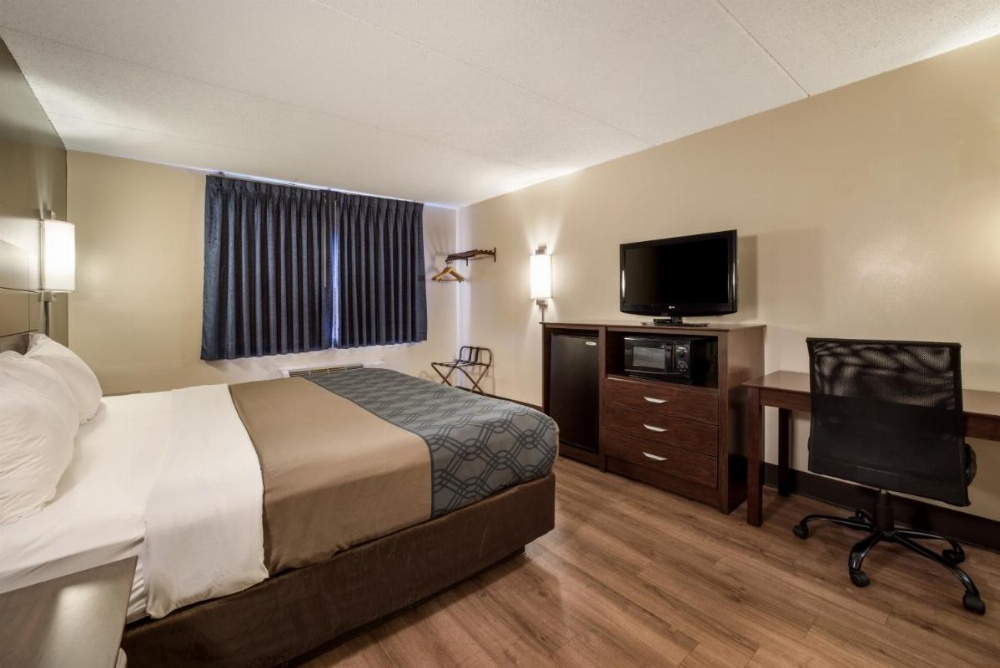 Room image 4