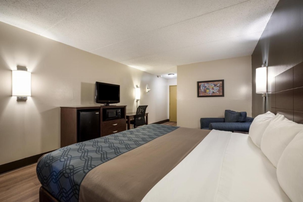 Room image 4